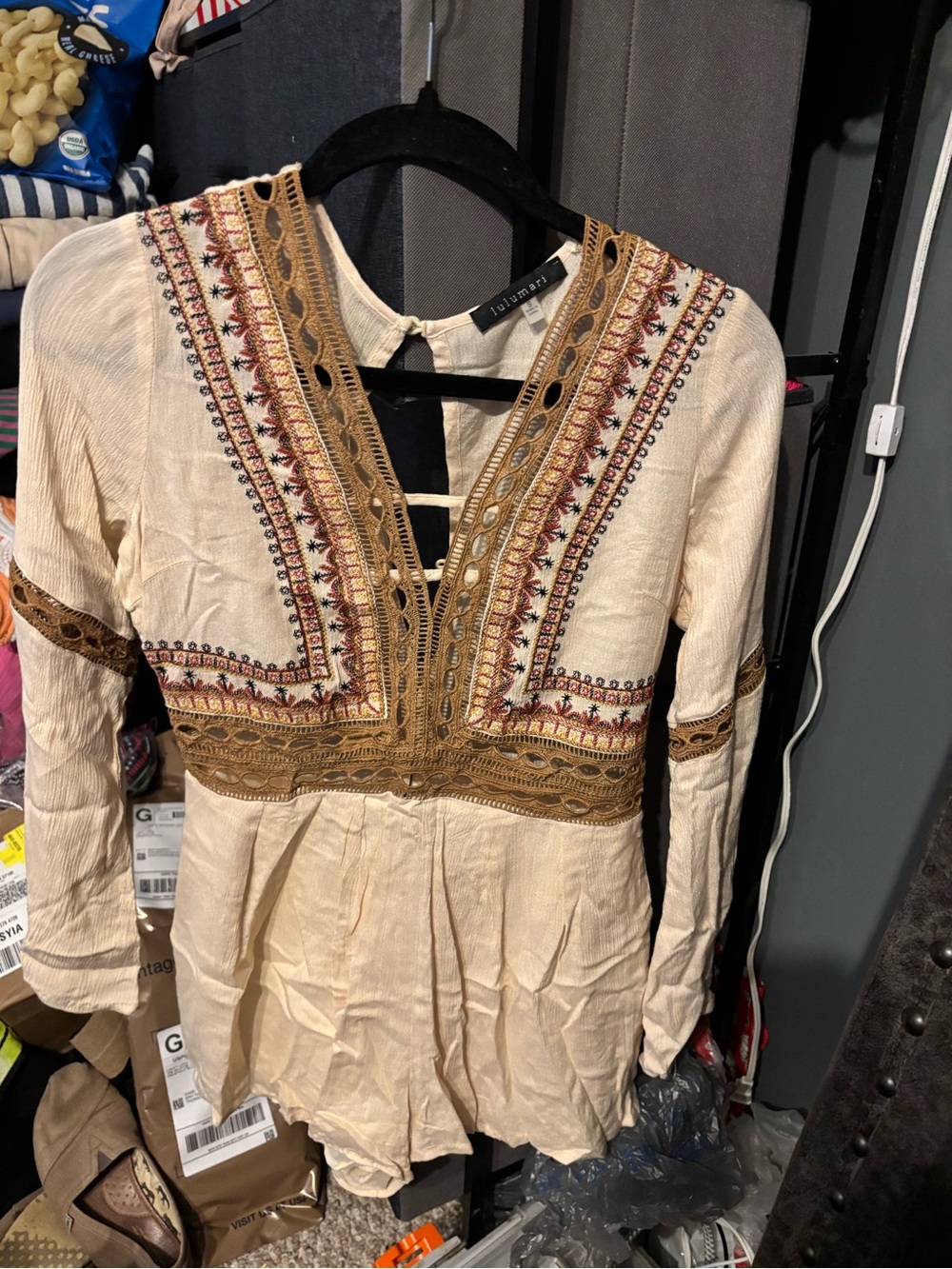 Lulumari Cream Embroidered V-Neck Peasant Romper Small